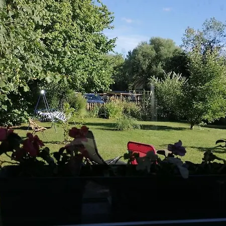 Alice Au Pays D'arrest 度假居 *