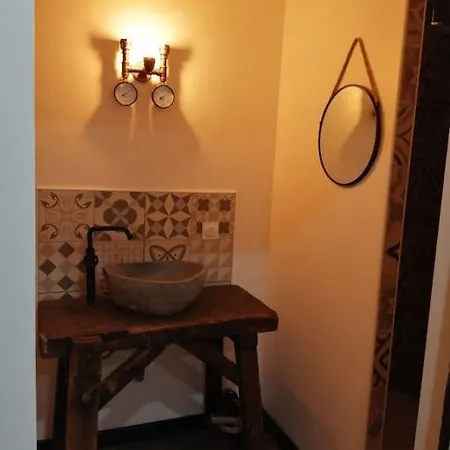 度假居 Alice Au Pays D'arrest *